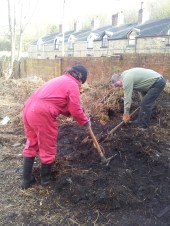 Many hands make mattocks light(er) work!