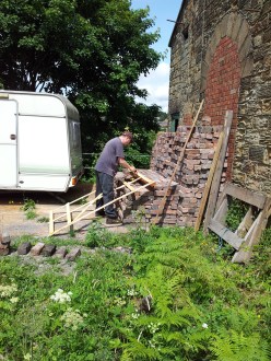 Constructing the temporary cover